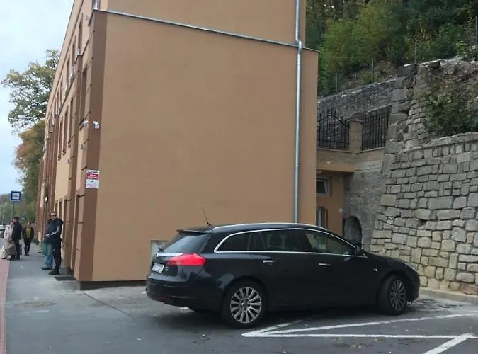 Panorama 公寓式酒店 卡罗维发利